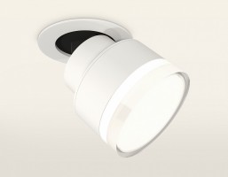 Спот Ambrella XM XM8101528
